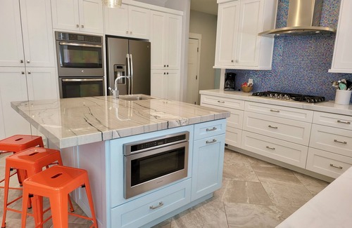 Cedar City House | Spacious 5-BR Home. Pool Table, Air Hockey, TVs in Every Room, & Outdoor Dining