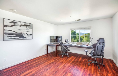 Southridge Village House | Spacious 5BR Home with Stunning Views in Fontana, Garage & Washer/Dryer #41210