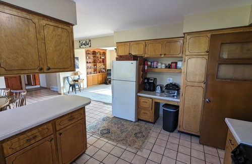 Eau Claire House | Spacious 6-bedroom house located on a beautiful large horse farm!