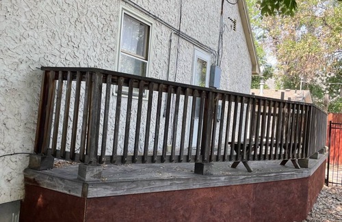 South Side House | Spacious 6-bedroom house with AC, WiFi in charming Billings