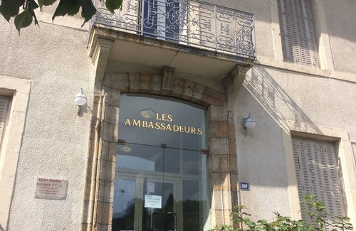 La Bourboule Apartment | Spacious 78m2 apartment in the center, balcony for up to 6 people