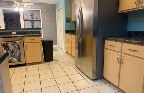 De Funiak Springs House | Spacious 7BR Retreat with Huge Pool, Hot Tub & Private Arcade!