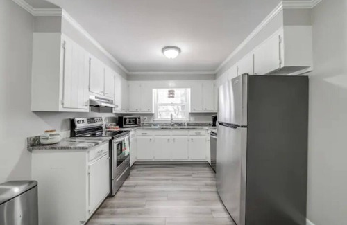 North Raleigh House | Spacious 8 Bed Home Near North Hills, DT, Airport