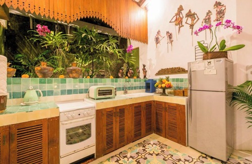 Sanur Kauh Condo | Spacious 9 Villa bedroom condo in beautiful Sanur Near Ocean Bali - Kitchen