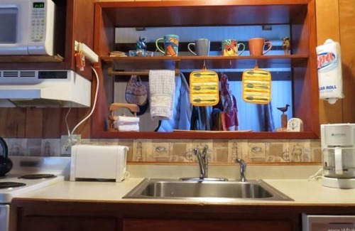Florence House | Spacious, Affordable, Family House, Super Close to Beach- Heceta Haven