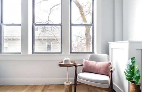 Brighton Apartment | Spacious Allston 2BR w/W/D in basement