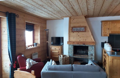 Bonneval-sur-Arc Apartment | spacious and comfortable apartment in an authentic, listed village