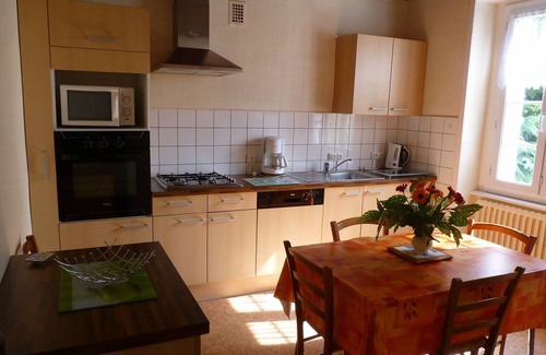 Concarneau House | Spacious and comfortable house in a mature garden. Wireless