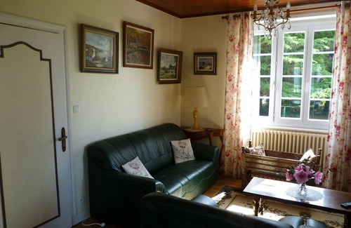Concarneau House | Spacious and comfortable house in a mature garden. Wireless