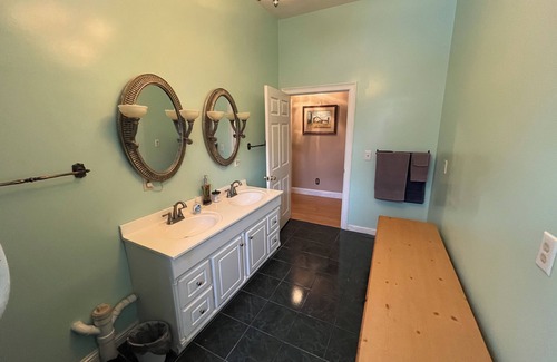 Sloans Valley House | Spacious and comfortable 3-bedroom house in peaceful Somerset, KY. All amenities