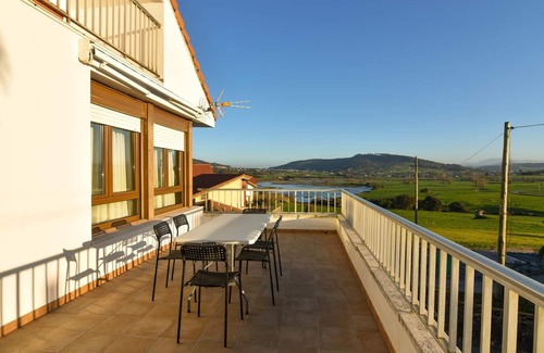 Bareyo Villa | Spacious and comfortable chalet in Ajo with beautiful views