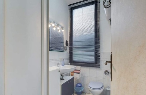 Suburbio VII Portuense Apartment | Spacious and cozy, 6+3 beds, free Wifi, near Eur