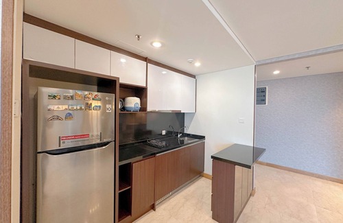 Surabaya Apartment | Spacious And Elegant 2Br At One East Penthouse & Residence Apartment