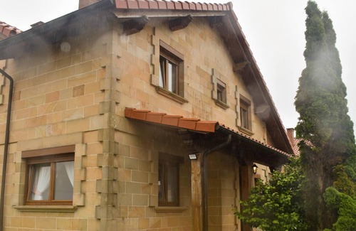 Igollo Cottage | Spacious and comfortable villa with garden