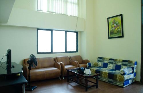 Old Jakarta Apartment | Spacious and Homey 3BR at Kondominium Rajawali Apartment By Travelio