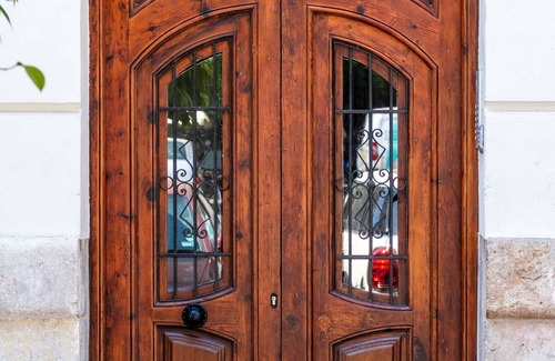 Morvedre Apartment | Spacious Apartment with City View