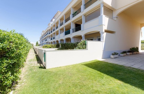 Guia Apartment | Spacious apart with pool, gym in Albufeira