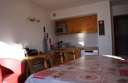 Saint-Jean-d'Arves Apartment | Spacious apartment 10 beds, view of d'arves