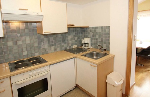 Huben House | Spacious Apartment in Längenfeld with Sauna