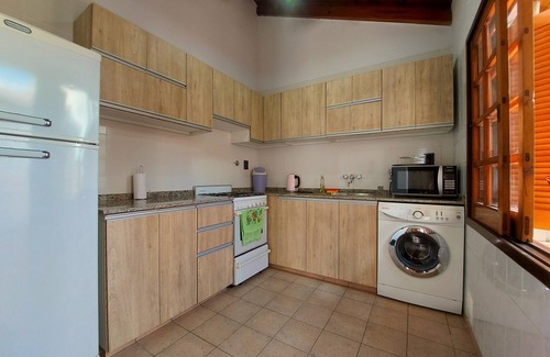 Mendoza City Center Apartment | Spacious apartment, in the Foundational Area of the City of Mendoza!