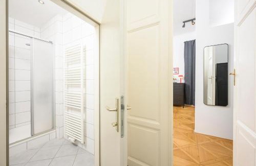 Sankt Leonhard Apartment | Spacious apartment in Graz for 6 people