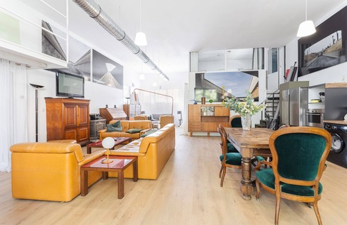 Espira de l'Agly House | Spacious Artist's Studio Duplex