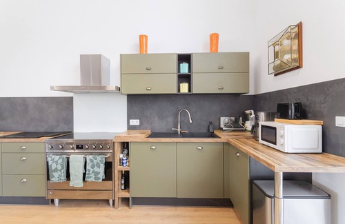 Espira de l'Agly House | Spacious Artist's Studio Duplex