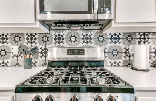 Broken Arrow House | Spacious BA Home in Beautiful Neighborhood!