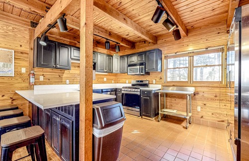 Black Mountain Hotel | Spacious Black Mountain cabin with game room, wood fireplace, firepit, & W/D