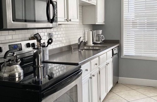 Norwood House | Spacious & Bright Home In Central Cincinnati