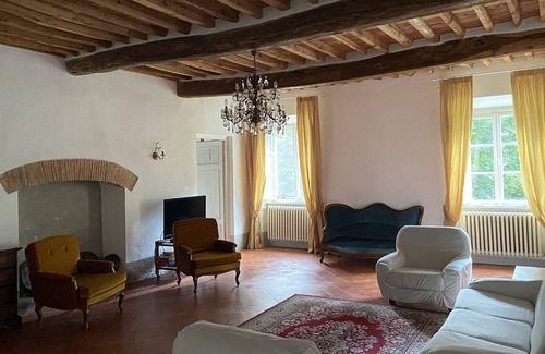 Pieve di Compito Villa | Spacious & Bright in Lucca Country Villa