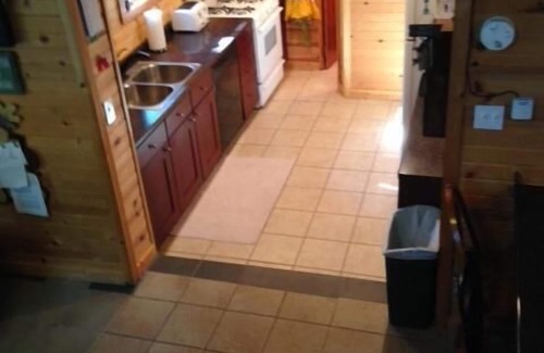 Tomahawk Cabin | Spacious Cabin on Bay of Lake Nokomis