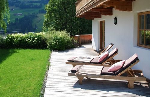 Jochberg Ski Chalet | Spacious Chalet in Jochberg near Ski Area