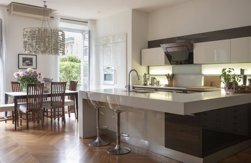 Jean-Medecin Apartment | Spacious charming 2 bedrooms, garden view, golden quarter, 5 min walk to beachn