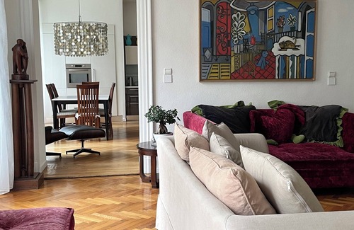 Jean-Medecin Apartment | Spacious charming 2 bedrooms, garden view, golden quarter, 5 min walk to beachn