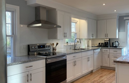 Southern Coast House | Spacious Coastal Retreat for 8—Pool, Woods & Near 4 Beaches