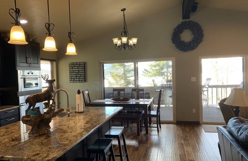 Dillon Condo | Spacious Condo - 2 King Beds - Million $ Lake & Mountain View