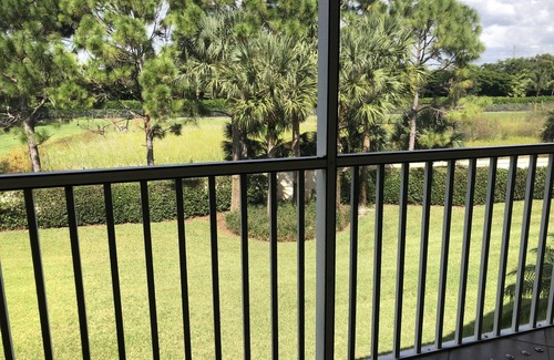 Biggar Condo | Spacious Condo is Sunny South Fort Myers, Florida