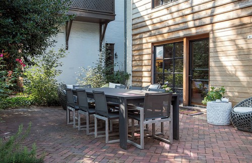 Historic District House | Spacious Converted Carriage House in Historic District near USNA