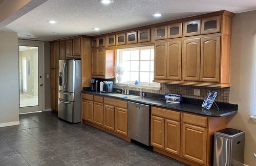 El Paso House | Spacious Corner house with a Pool