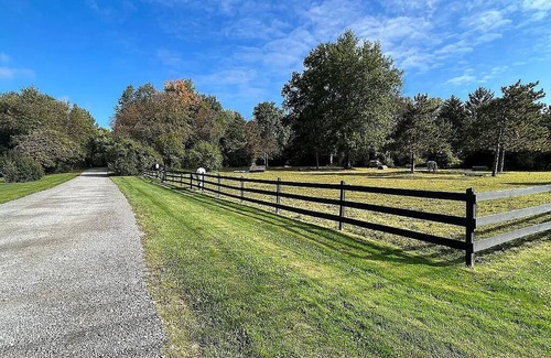 Penfield House | Spacious Country Retreat on Horse Farm — Perfect for Family Gatherings