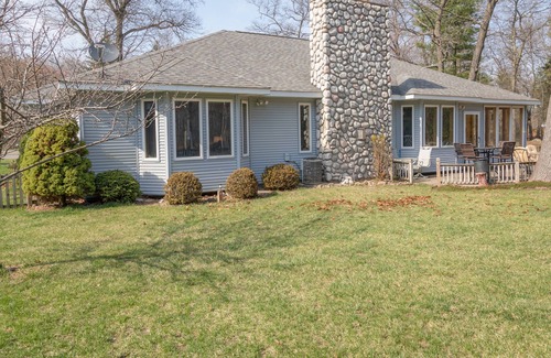 Caseville House | Spacious Custom Caseville home Steps 2 Beach/Woods