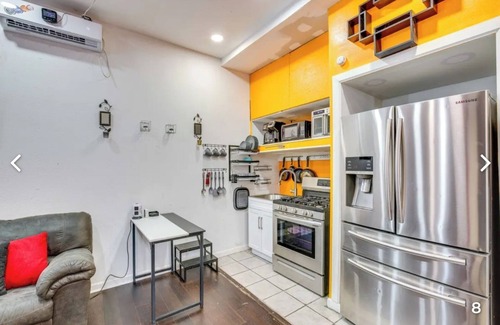 Dallas Apartment | Spacious Efficiency Apartment With Private Entrance