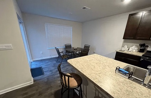 Magnolia House | Spacious Elegance