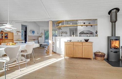 Strandby House | Spacious family friendly cottage only 150 m from beach