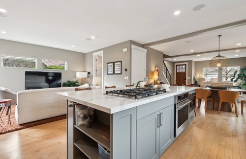 Georgetown House | Spacious Family Retreat Media Room & Patio