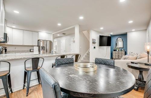 Jefferson Park House | Spacious Family Retreat Near Airport home