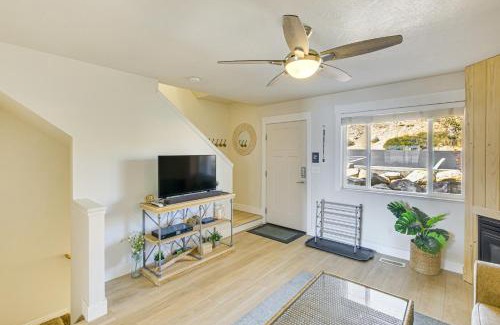 Harbor Village House | Spacious Garden City Townhome with Lake Views!