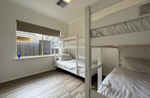 Glenunga House | Spacious Glenunga Home with Garage Parking