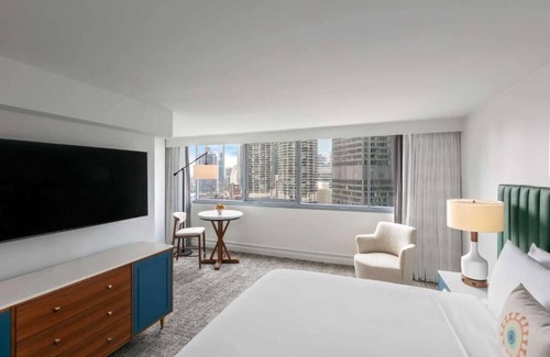 Downtown Chicago Resort | Spacious Good-Value Accommodation! Near Chicago Riverwalk, Pets are Allowed!